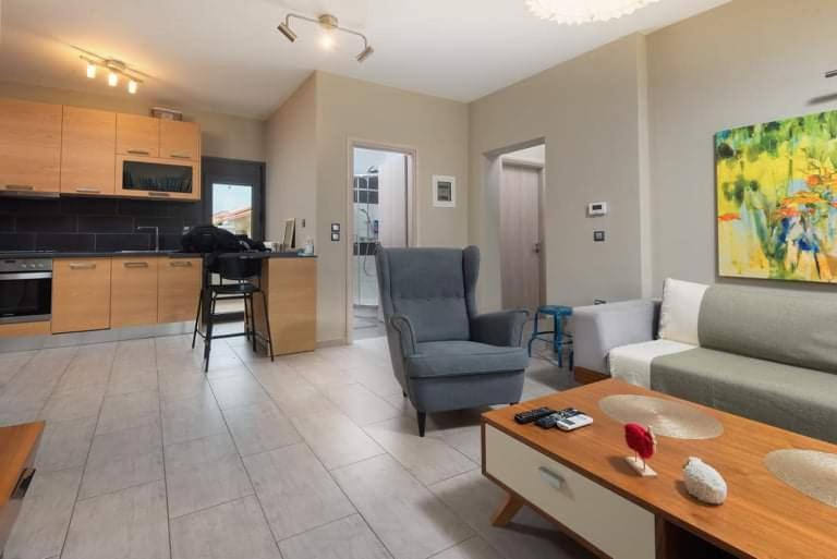 Το Σπίτι Δίπλα Από Το Ποτάμι Apartment ตริกาลา ภายนอก รูปภาพ