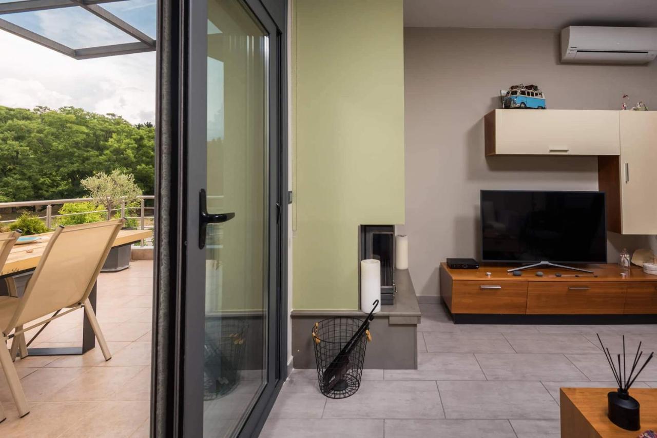 Το Σπίτι Δίπλα Από Το Ποτάμι Apartment ตริกาลา ภายนอก รูปภาพ
